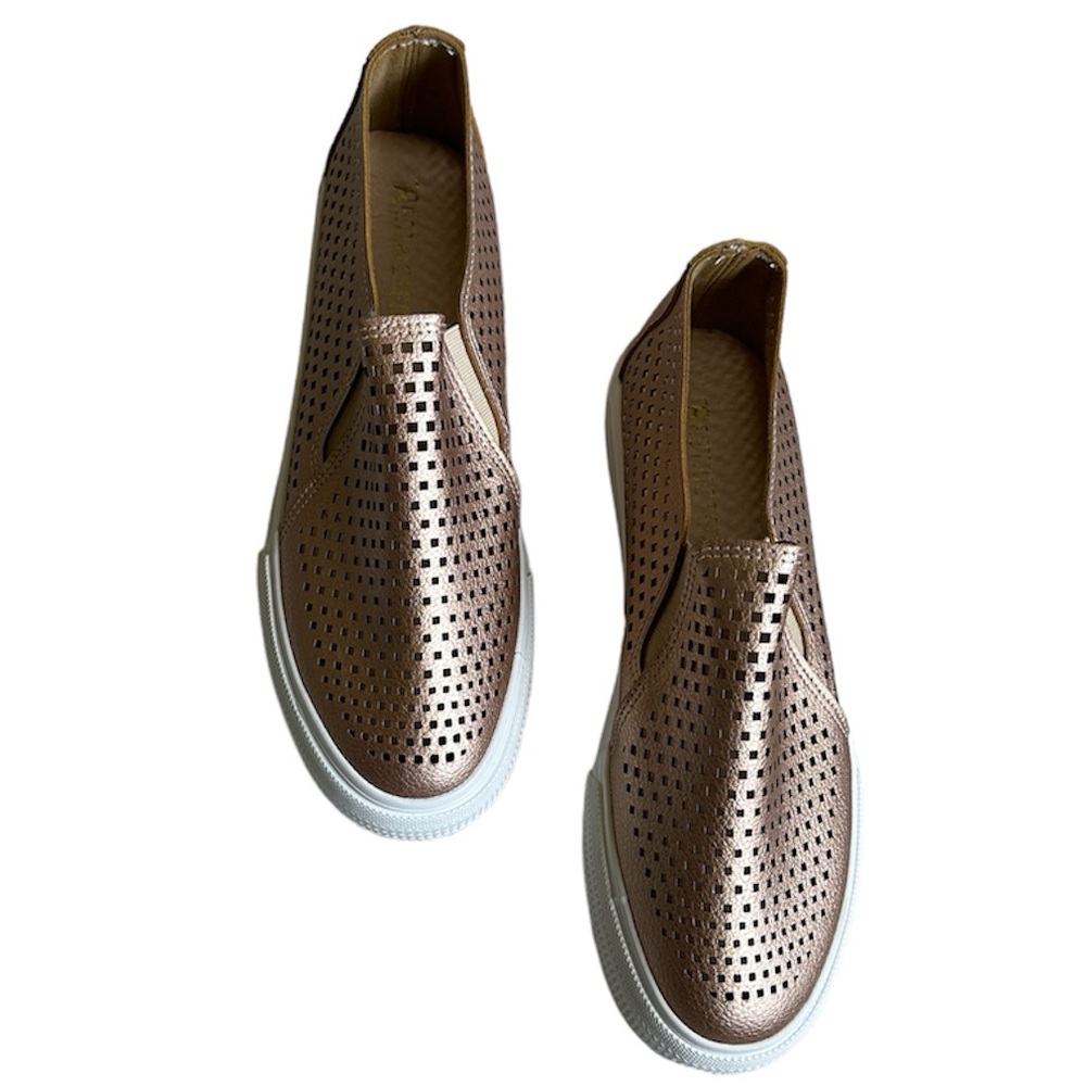 Platform Shoe - Picture 2 of 5
